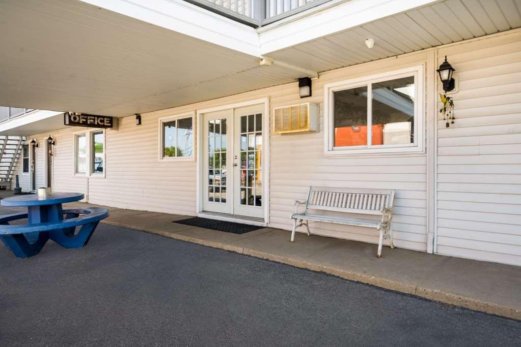 Rodeway Inn La Crosse Eksteriør billede